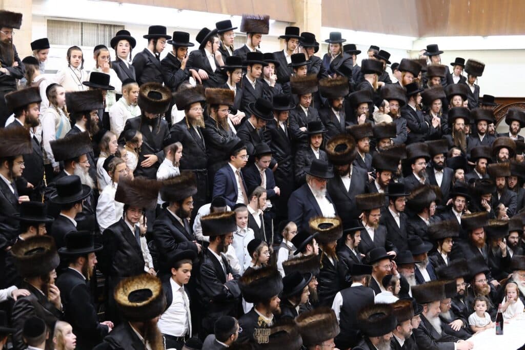 גלריה: שבת מרוממת בצל הגה"צ רבי אלימלך בידרמן