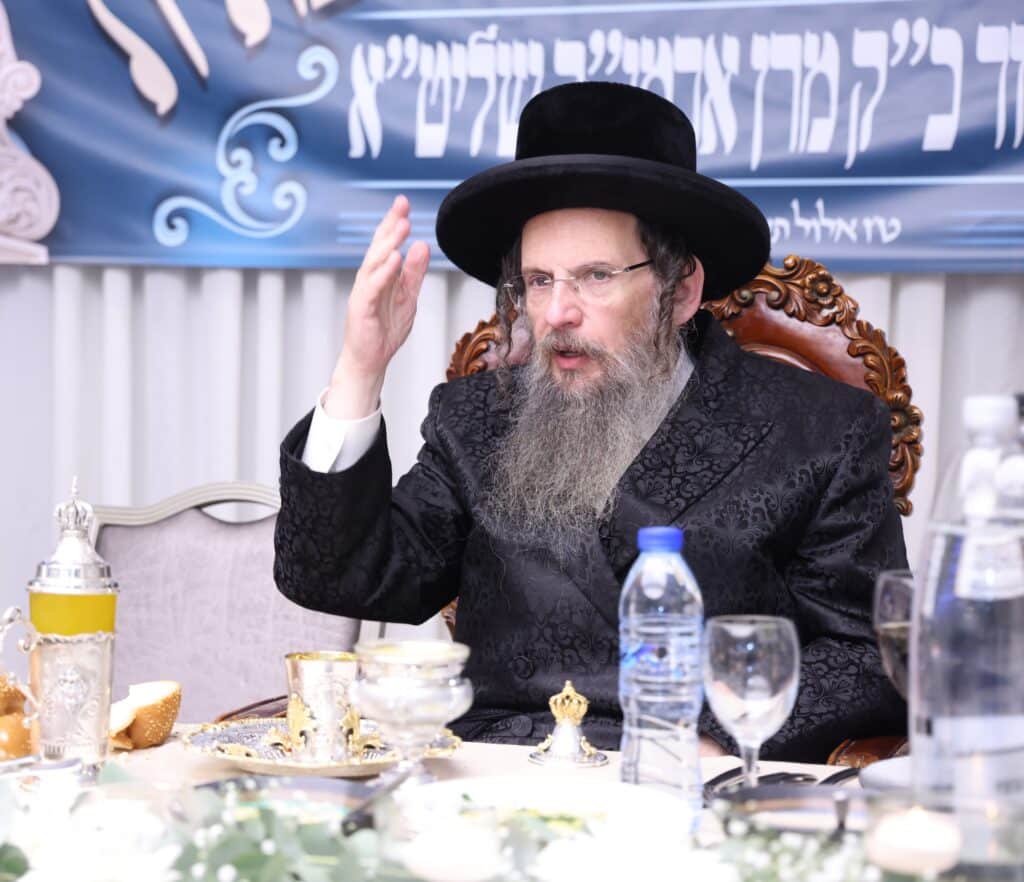 מסע מרומם של האדמו''ר מבראד למקומות הקדושים בטבריה