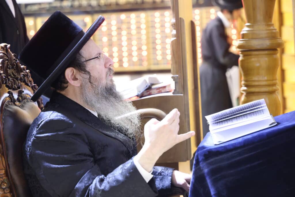 מסע מרומם של האדמו''ר מבראד למקומות הקדושים בטבריה