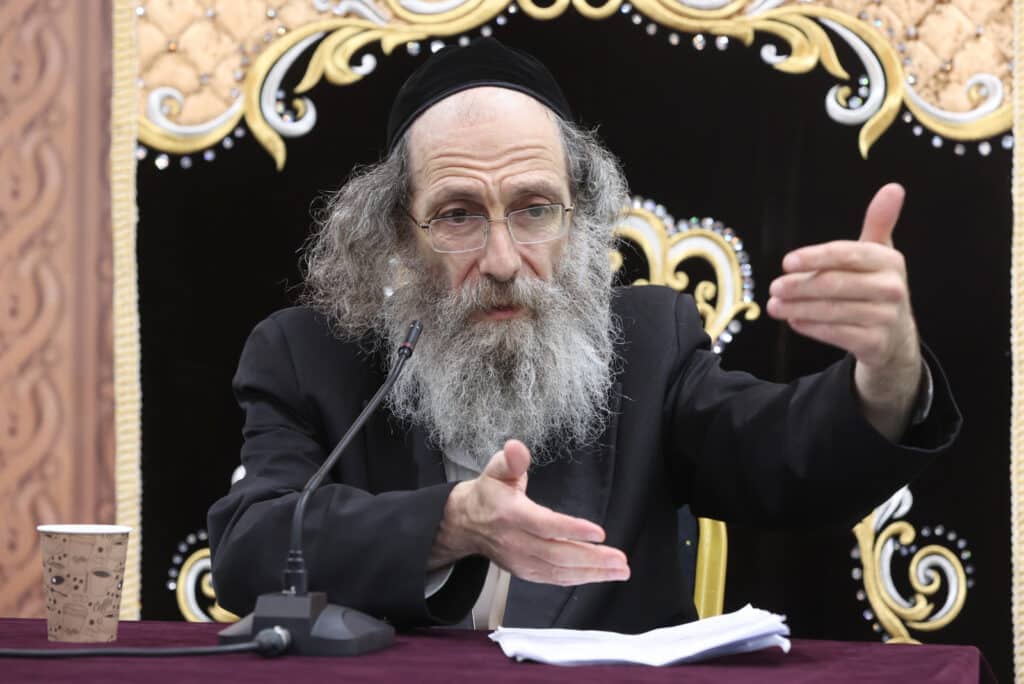 המשפיע רבי מיילך חיזק את בית שמש