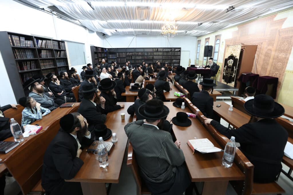 המשפיע רבי מיילך חיזק את בית שמש