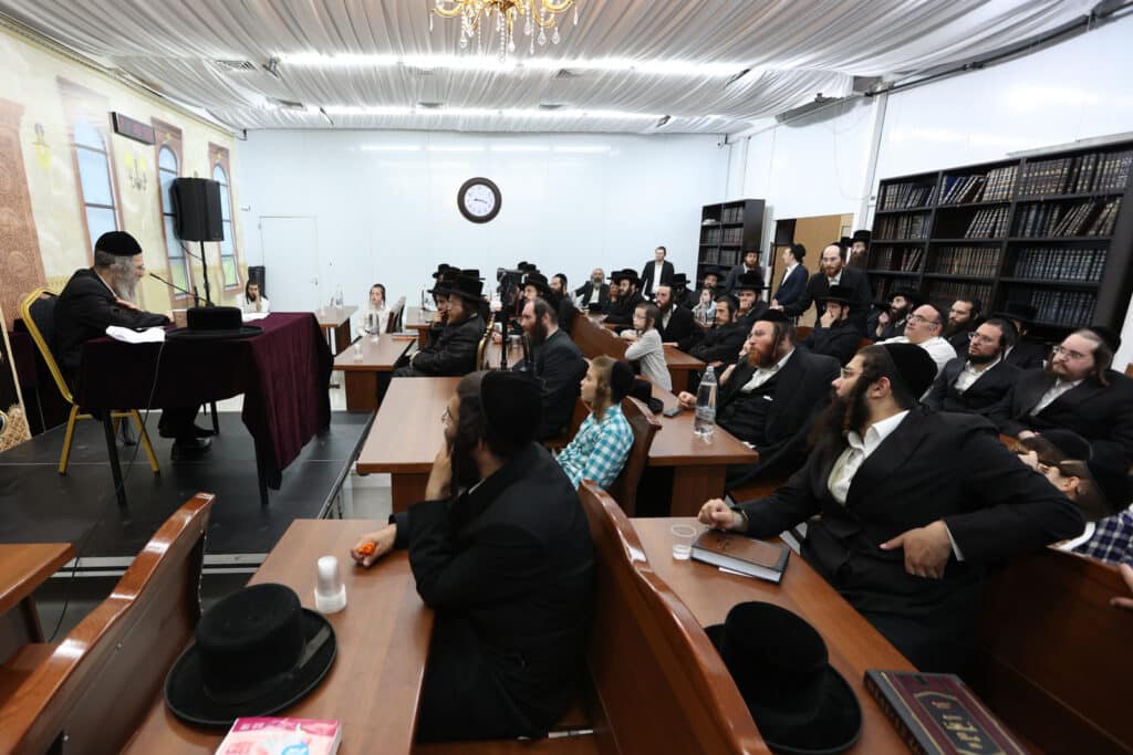 המשפיע רבי מיילך חיזק את בית שמש