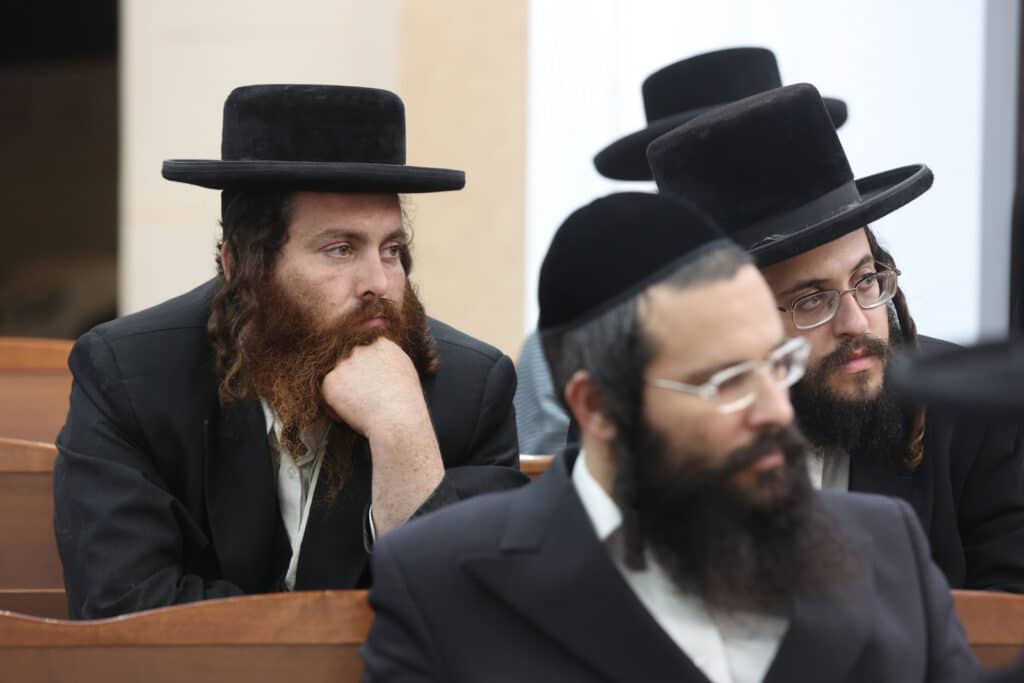 המשפיע רבי מיילך חיזק את בית שמש