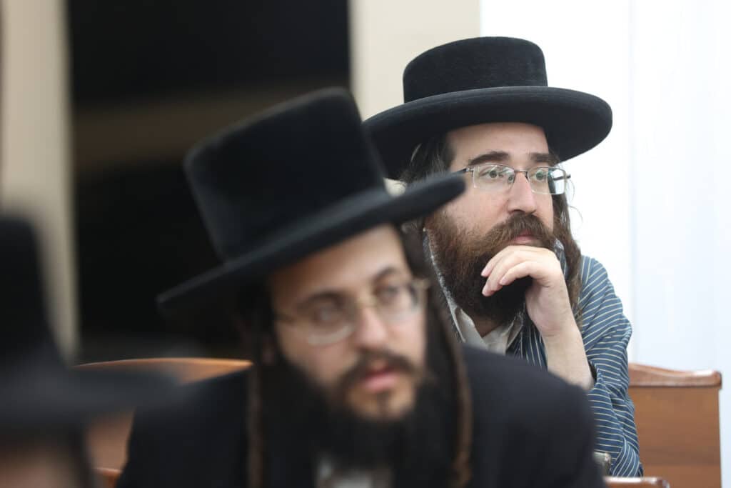 המשפיע רבי מיילך חיזק את בית שמש