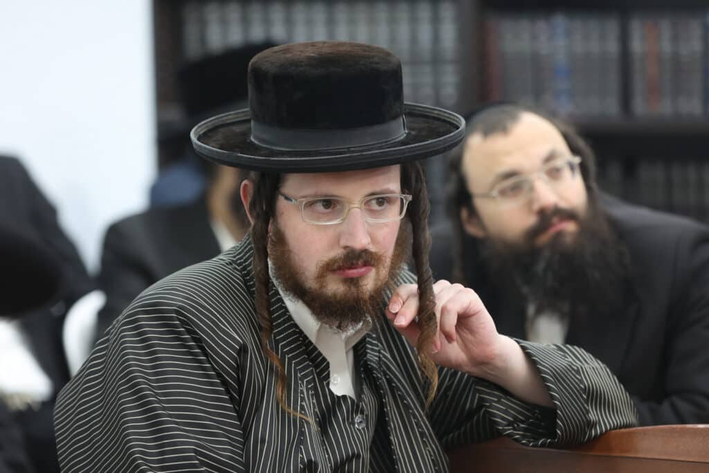 המשפיע רבי מיילך חיזק את בית שמש