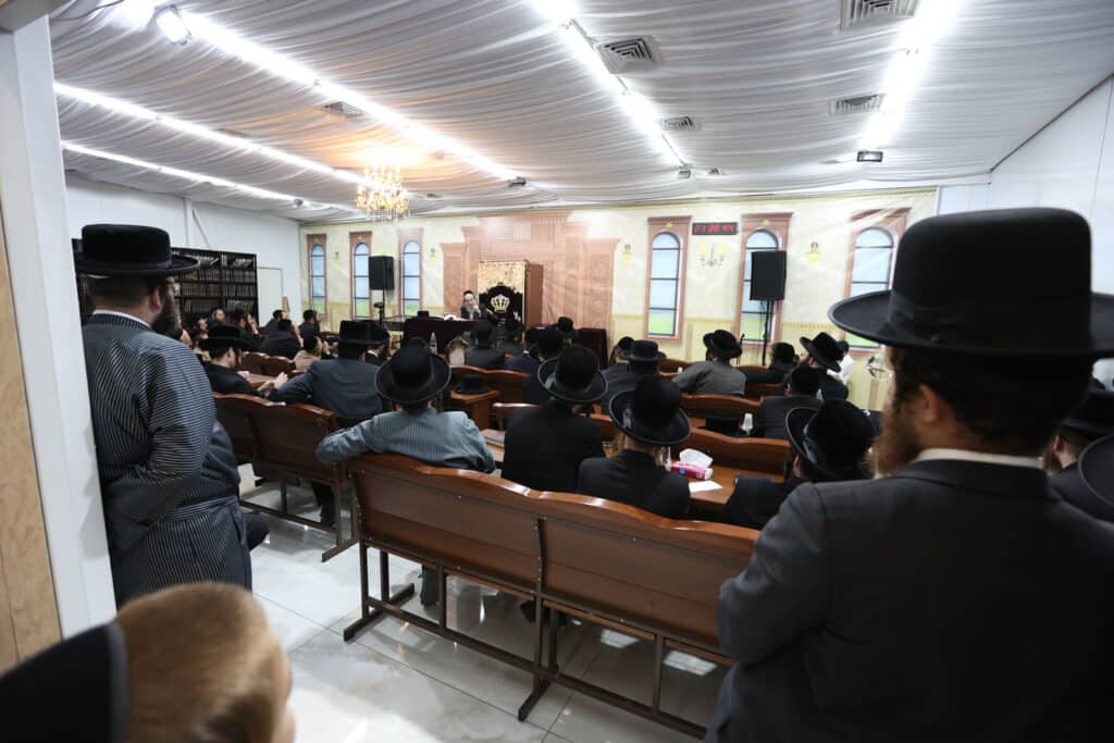 המשפיע רבי מיילך חיזק את בית שמש