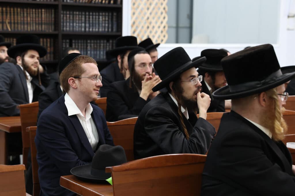 המשפיע רבי מיילך חיזק את בית שמש