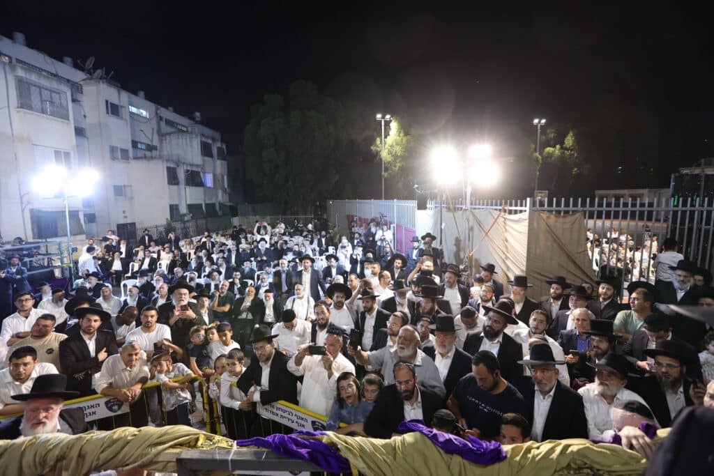 האדמו"ר פדה את החמור לעיני ההמונים