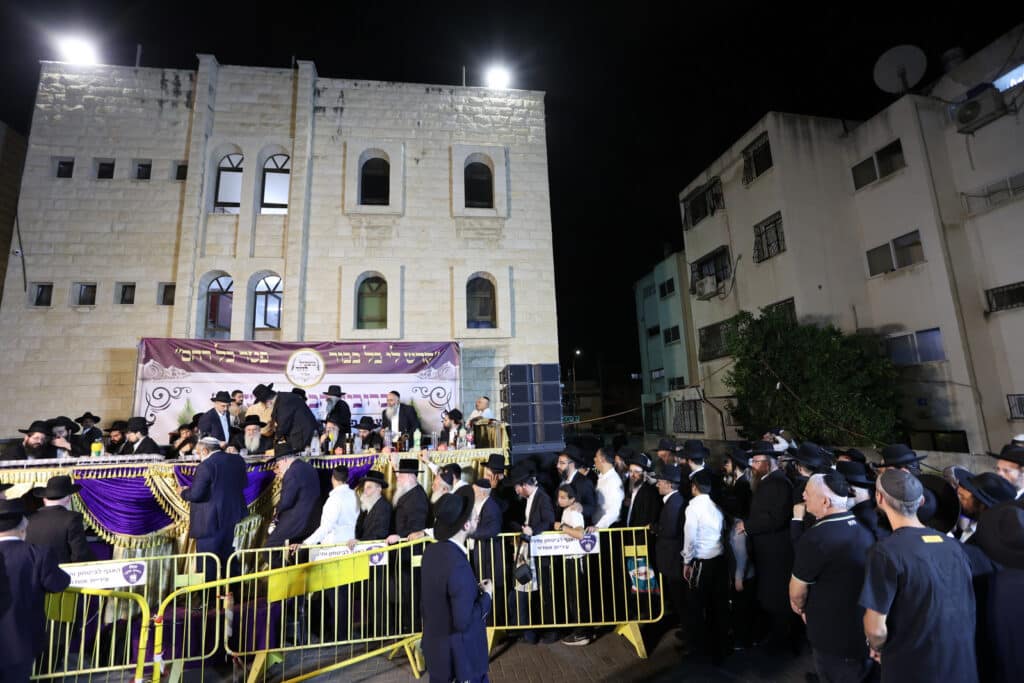 האדמו"ר פדה את החמור לעיני ההמונים