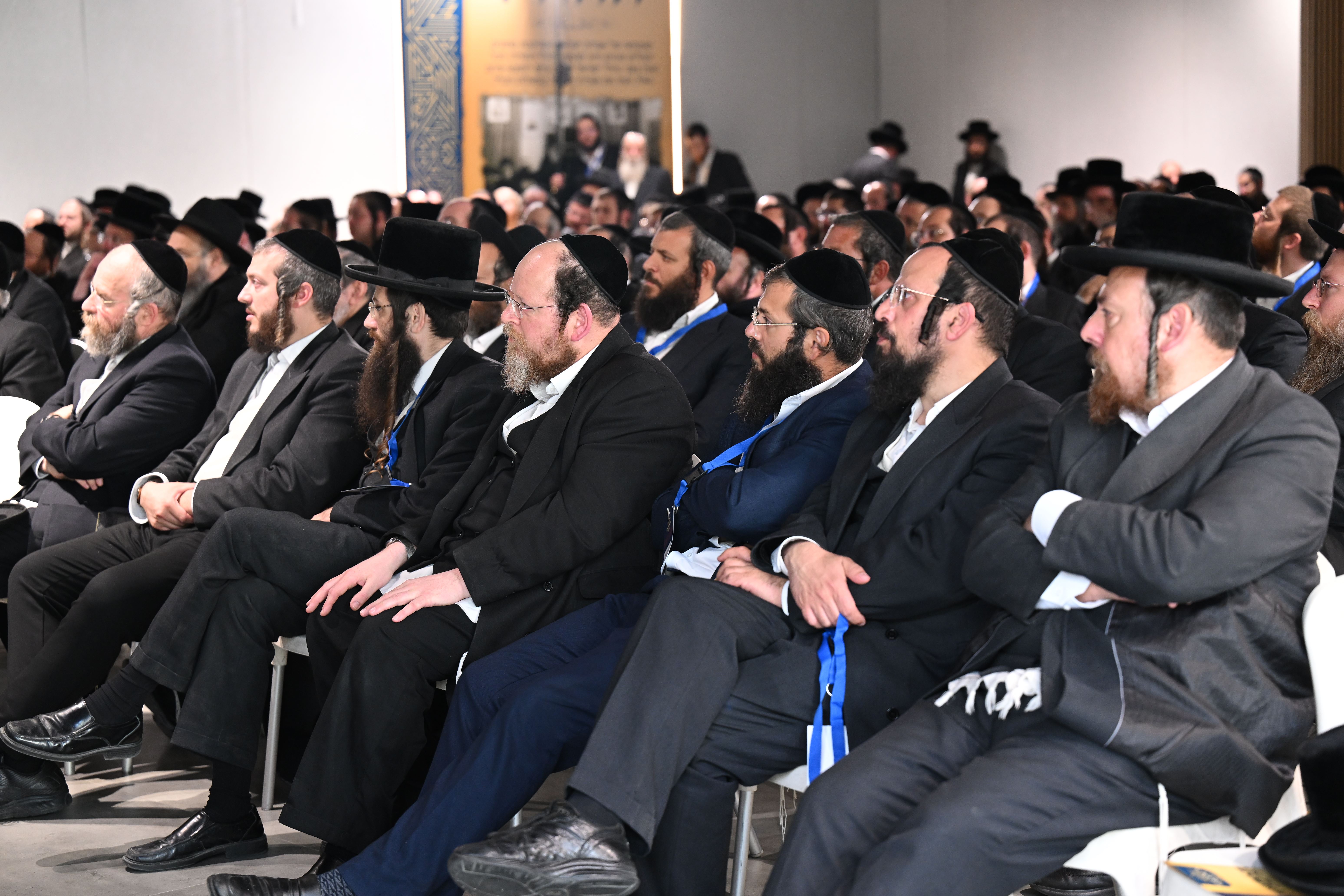 גלריה וסיקור נרחב מועידת שלומי אמונים גלריה וסיקור נרחב מועידת שלומי אמונים