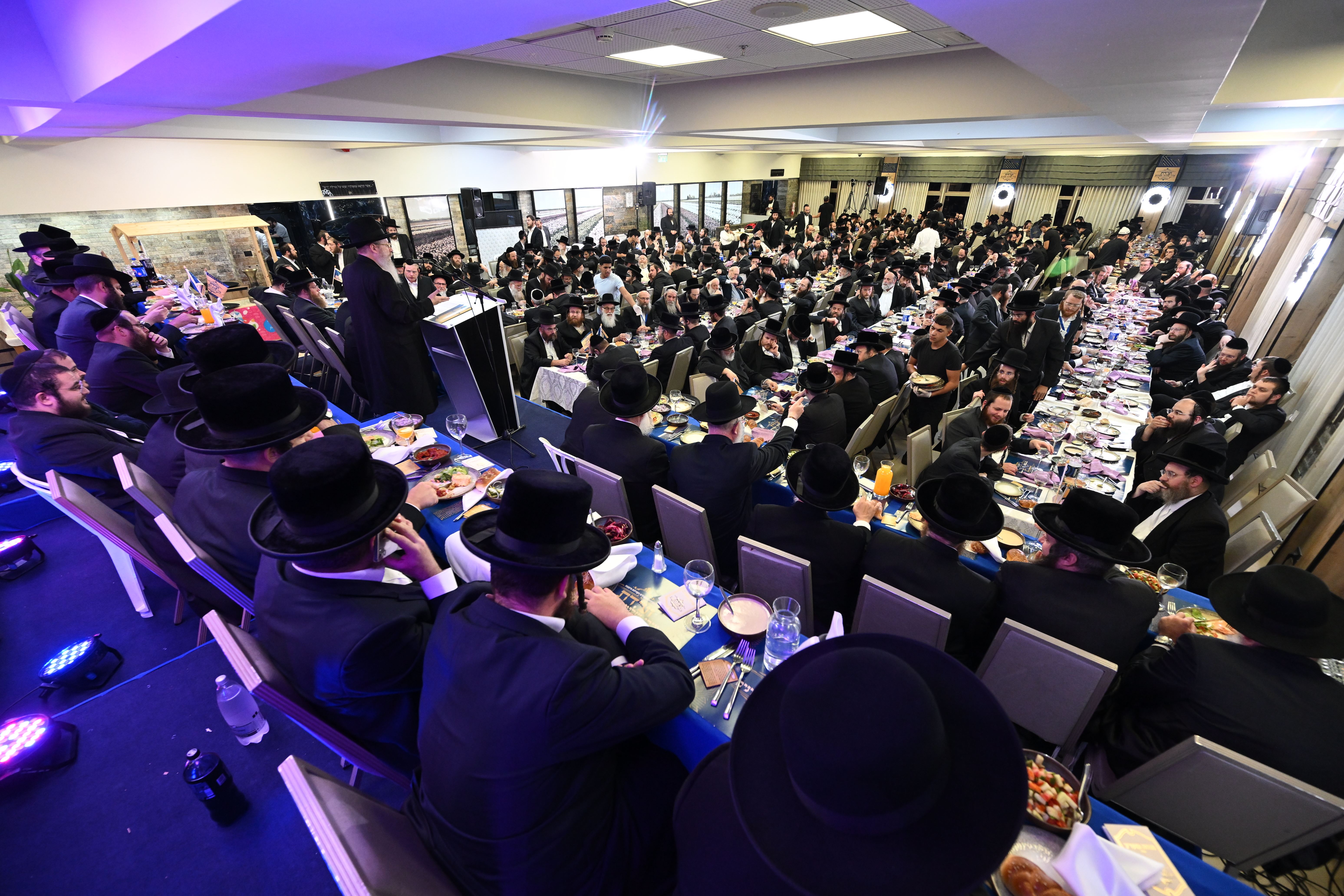 גלריה וסיקור נרחב מועידת שלומי אמונים גלריה וסיקור נרחב מועידת שלומי אמונים