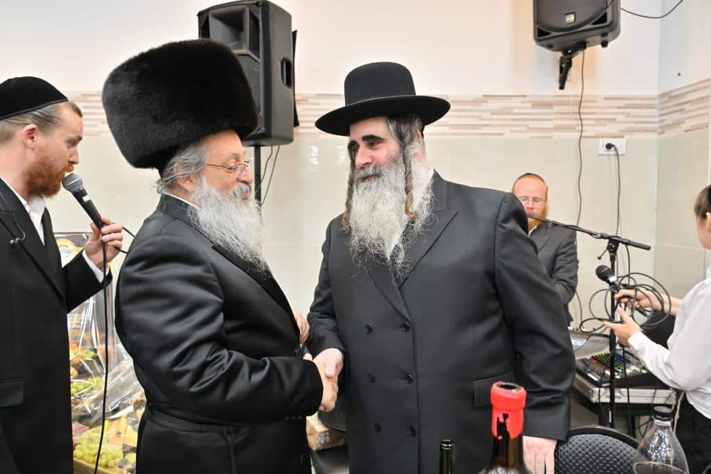 בהשתתפות אדמו"רים: תיעוד מימי השמחה אצל סגר"ע אשדוד