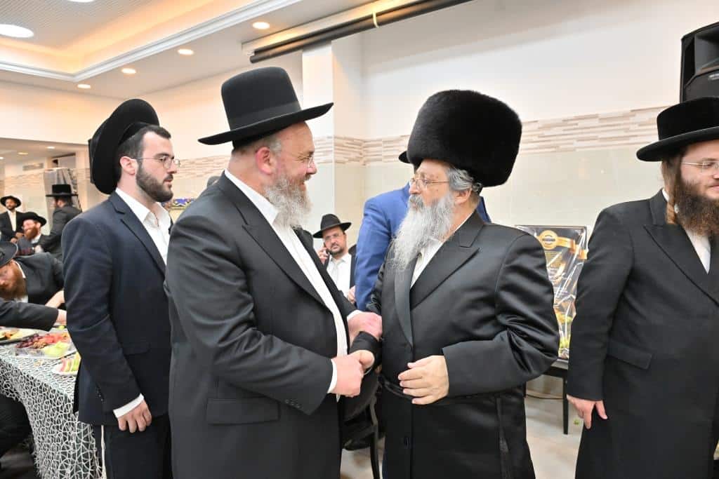 בהשתתפות אדמו"רים: תיעוד מימי השמחה אצל סגר"ע אשדוד