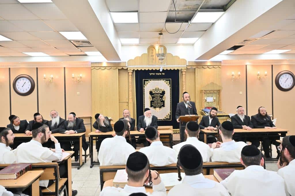 גלריה: כך פתחו הבחורים החסידיים את זמן אלול