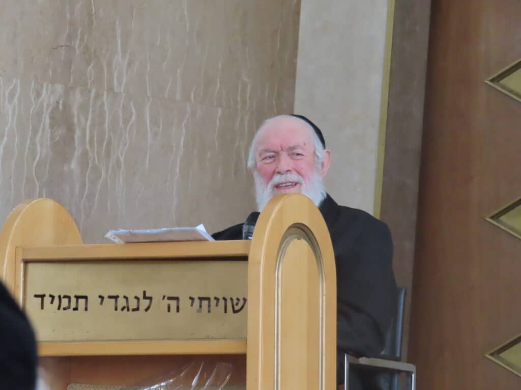 העיר 'צפת' לא צריכה חיזוק, גדולי ישראל הקבורים בה מגינים עליה!