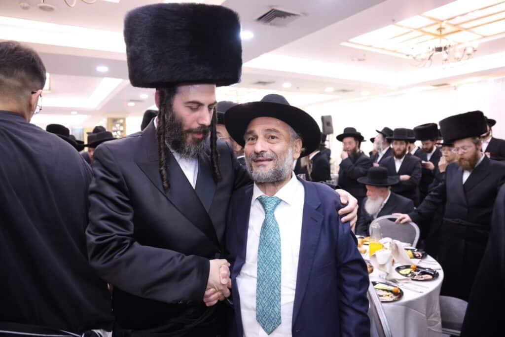 מוטי בבצ'יק חיתן, בכירי המדינה הגיעו • תיעוד ענק