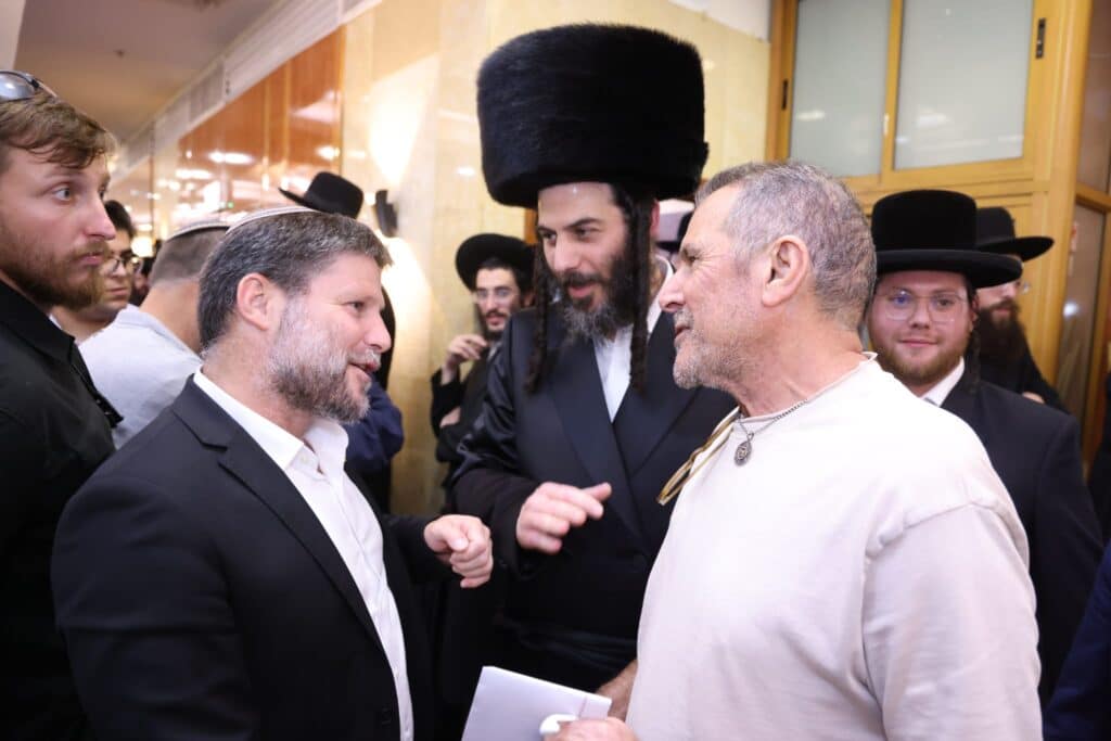 מוטי בבצ'יק חיתן, בכירי המדינה הגיעו • תיעוד ענק