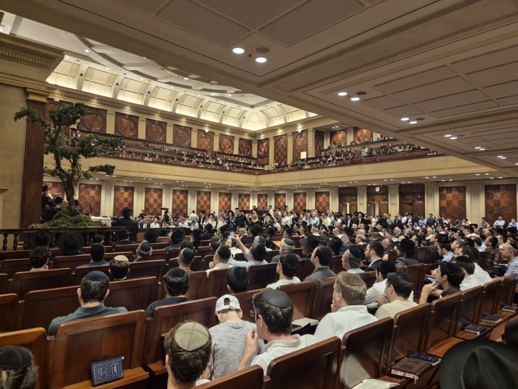 מעמד היסטורי: המסע של גדולי ישראל לסאו פאולו