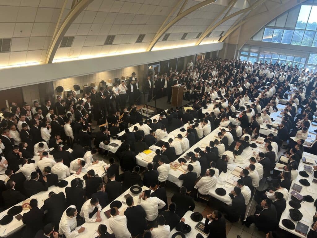 אלפים השתתפו בשיעור כללי של הגר"ד כהן במסגרת המסע