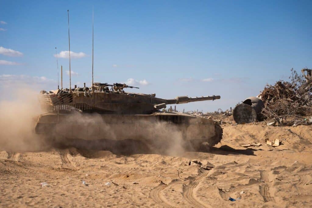 לוחמי חטיבה 5 חוזרים לתמרון במרכז רצועת עזה