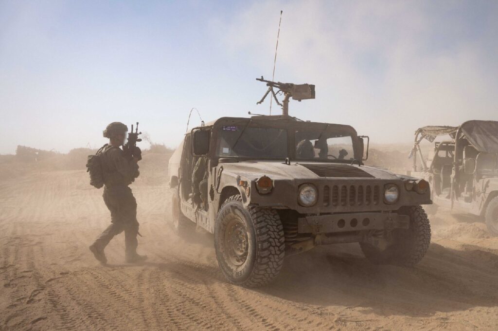 לוחמי חטיבה 5 חוזרים לתמרון במרכז רצועת עזה