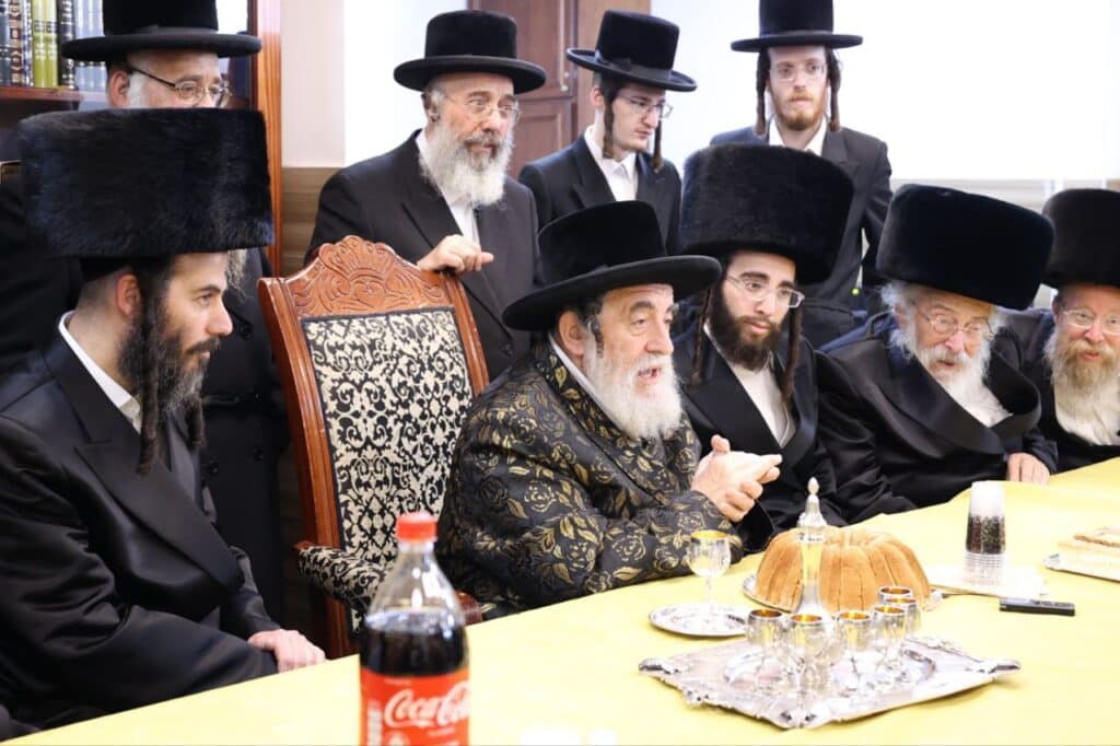 גדו״י בשמחת השבוע ברכות לבתו של בבצ׳יק