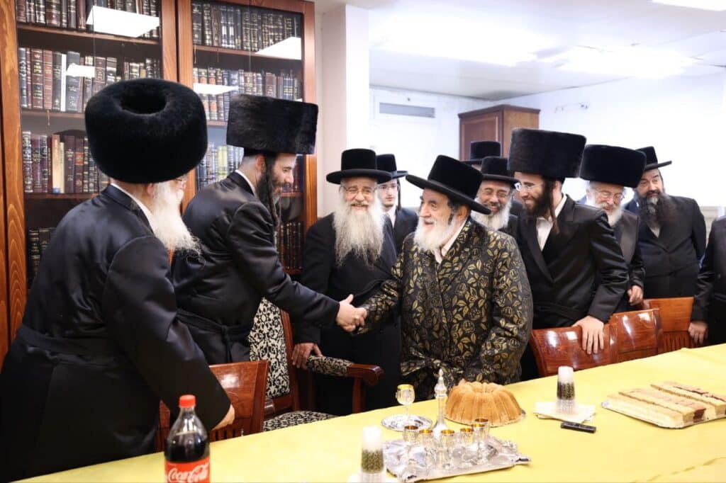 גדו״י בשמחת השבוע ברכות לבתו של בבצ׳יק