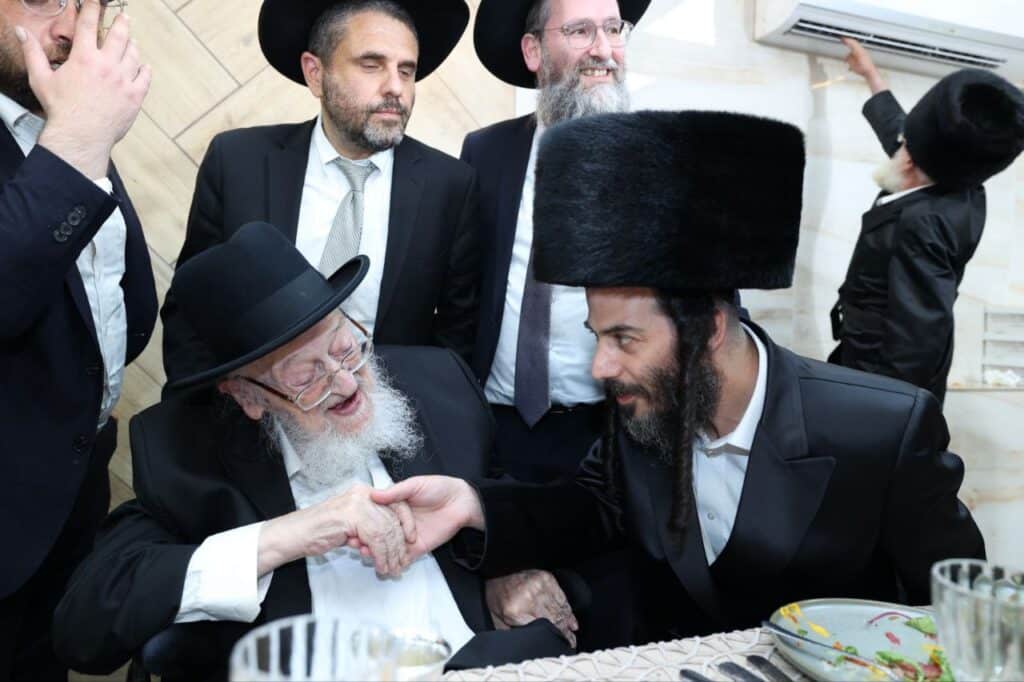 גדו״י בשמחת השבוע ברכות לבתו של בבצ׳יק