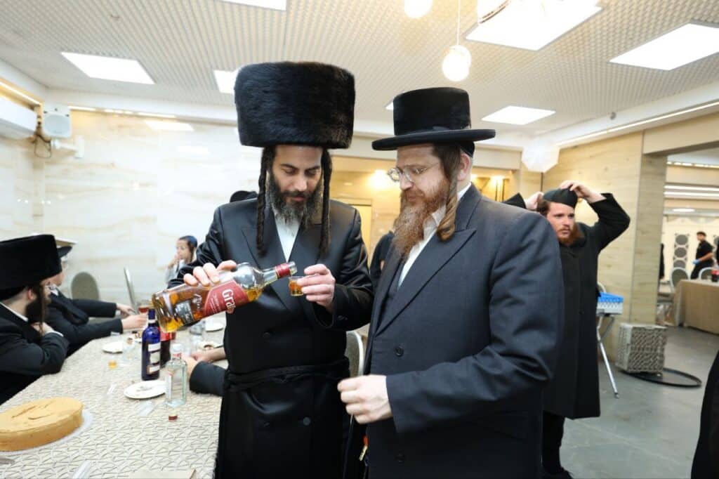 גדו״י בשמחת השבוע ברכות לבתו של בבצ׳יק