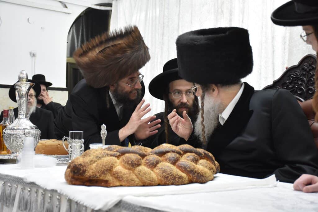 שמחת בר מצווה בחצרות מודזיץ ליזענסק