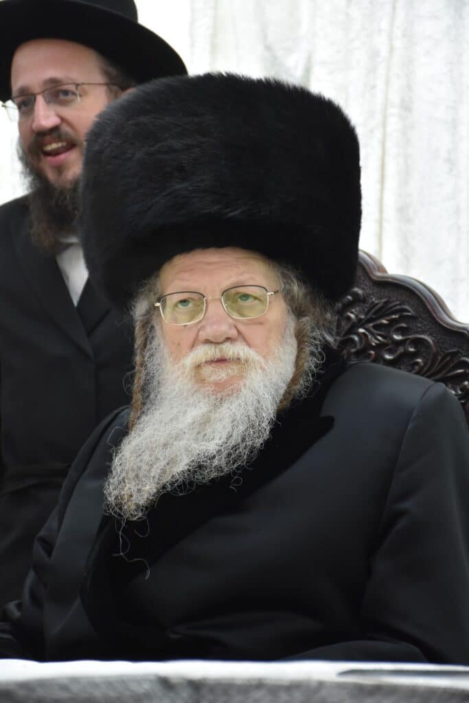 שמחת בר מצווה בחצרות מודזיץ ליזענסק