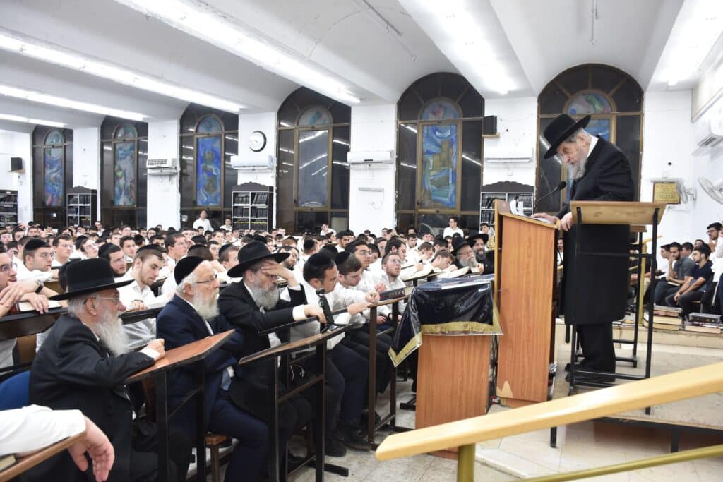 מרן הגר"ד לנדו ביקר בישיבת גרודנא באר יעקב
