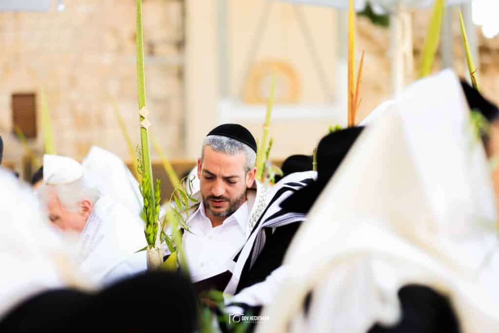 רבבות השתתפו במעמד ברכת כהנים ברחבת הכותל