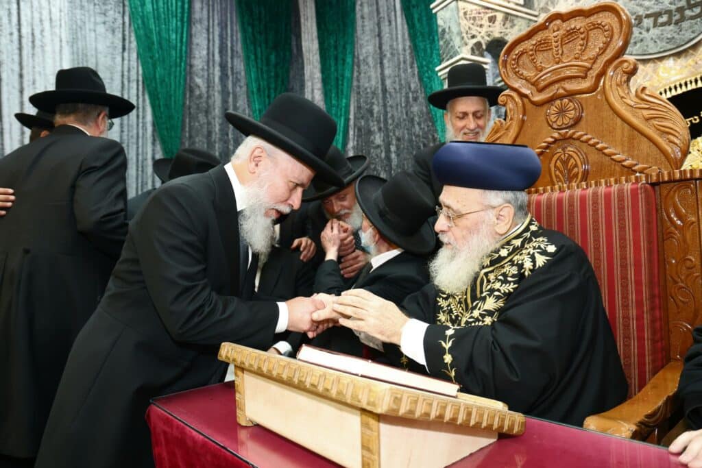 גלריה: אלפים הקבילו את פני הראשון לציון הגר"י יוסף