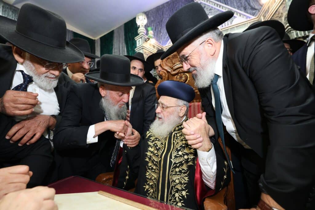 גלריה: אלפים הקבילו את פני הראשון לציון הגר"י יוסף