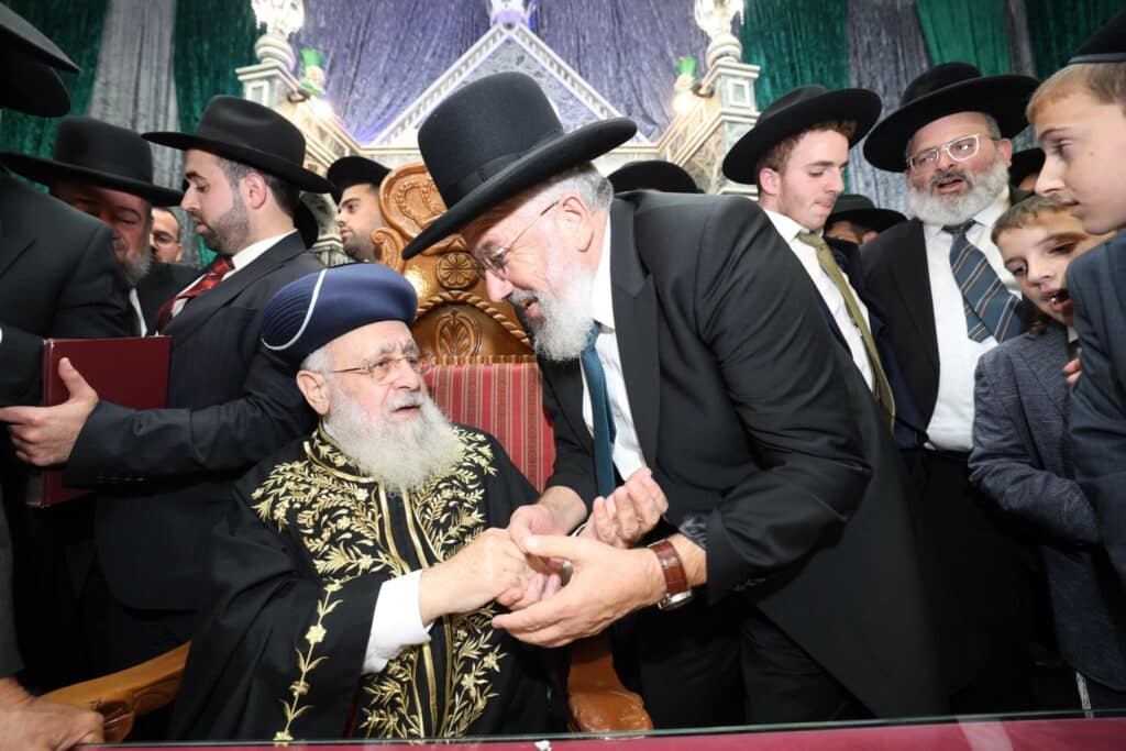 גלריה: אלפים הקבילו את פני הראשון לציון הגר"י יוסף