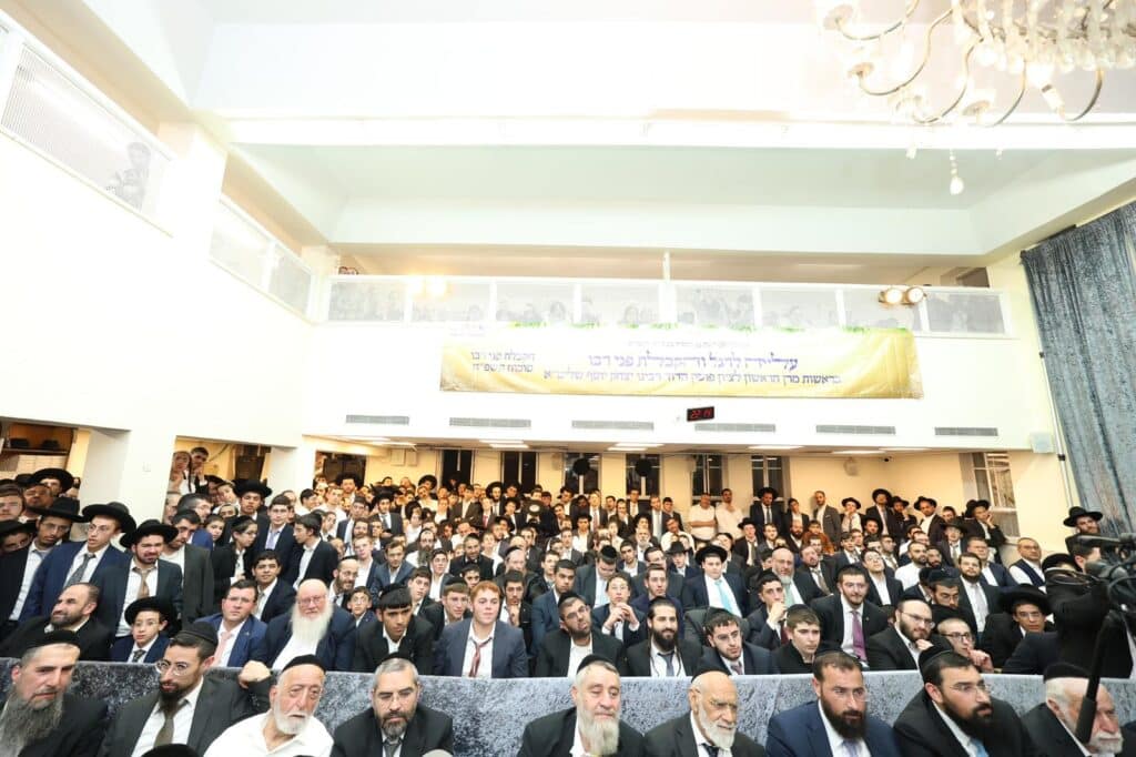 גלריה: אלפים הקבילו את פני הראשון לציון הגר"י יוסף