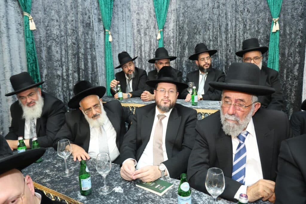 גלריה: אלפים הקבילו את פני הראשון לציון הגר"י יוסף