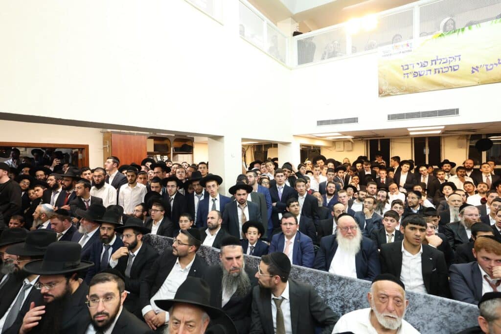 גלריה: אלפים הקבילו את פני הראשון לציון הגר"י יוסף