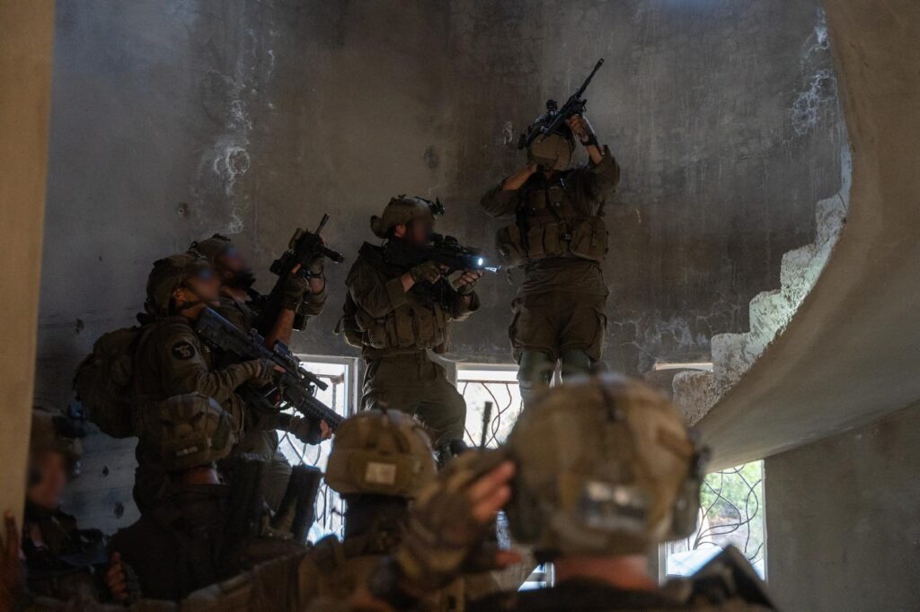 דרום לבנון: הלוחמים השמידו את מפקדת המרחב של חיזבאללה