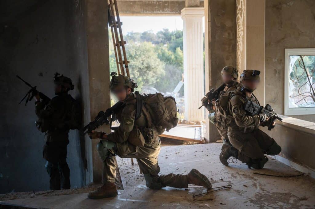 דרום לבנון: הלוחמים השמידו את מפקדת המרחב של חיזבאללה