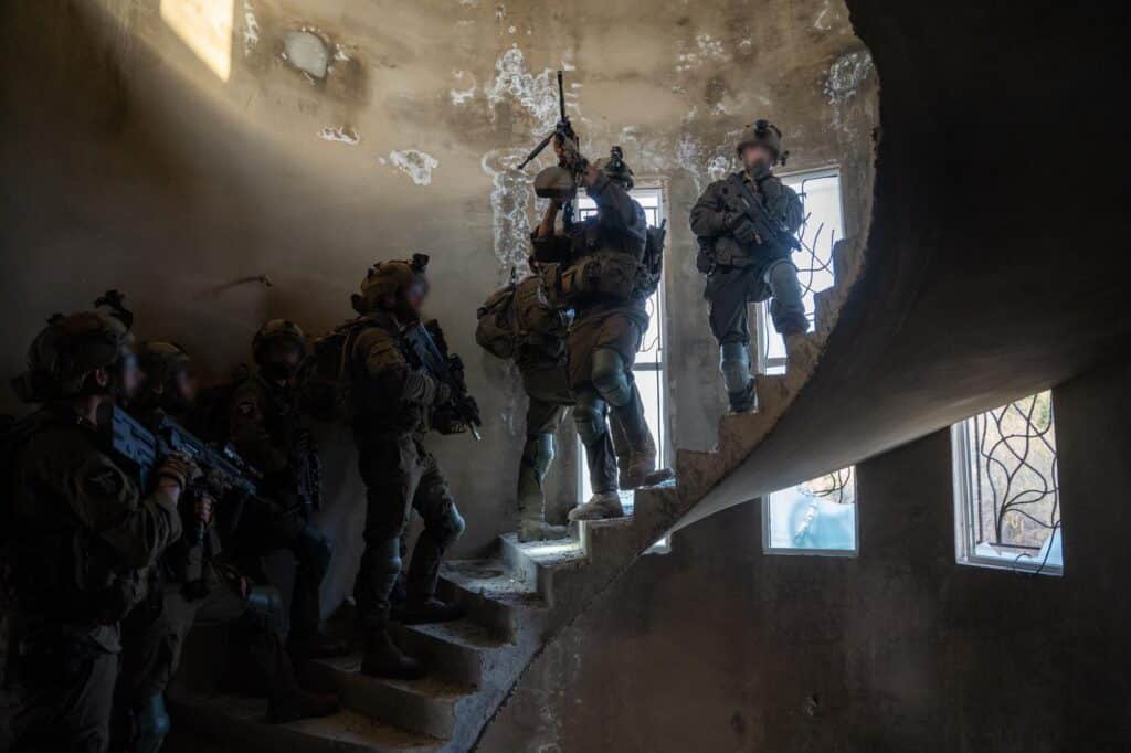 דרום לבנון: הלוחמים השמידו את מפקדת המרחב של חיזבאללה