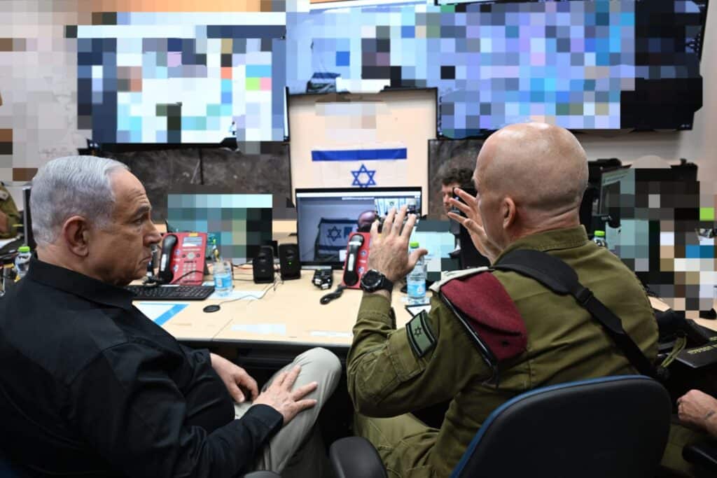 נתניהו: "כל העולם משתאה מהמכות שאתם מנחיתים על אויבינו"