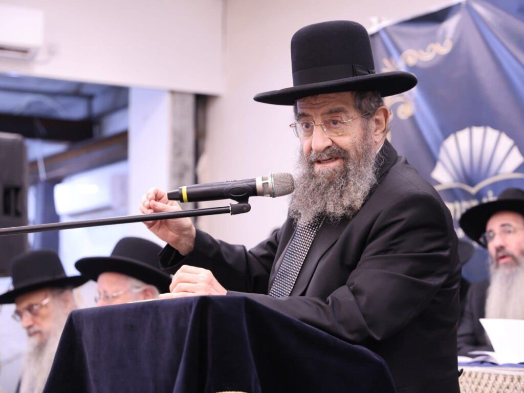 גלריה: חג הסוכות במחיצתו של רבה של בני ברק הגר"מ בן שמעון