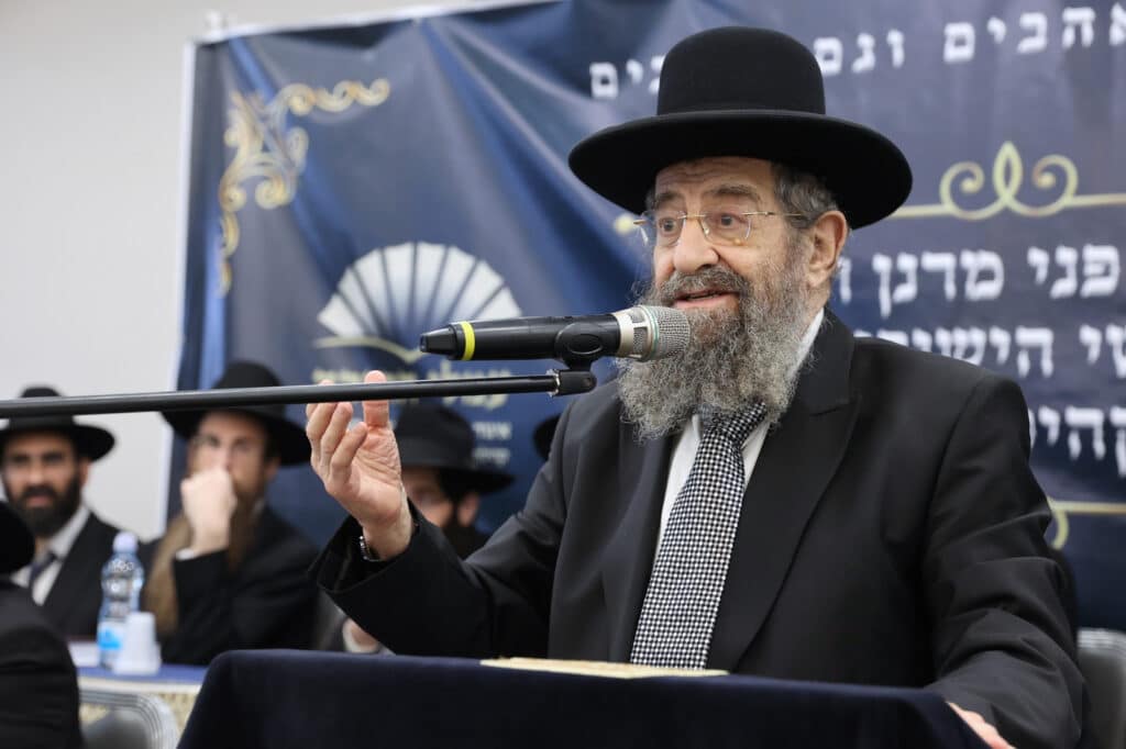 גלריה: חג הסוכות במחיצתו של רבה של בני ברק הגר"מ בן שמעון