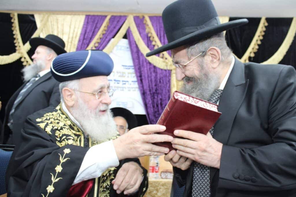 גלריה: חג הסוכות במחיצתו של רבה של בני ברק הגר"מ בן שמעון