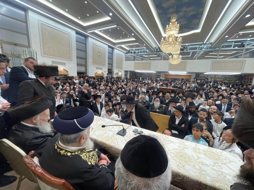 חג הסוכות במחיצתו של הראשון לציון הגאון רבי יצחק יוסף