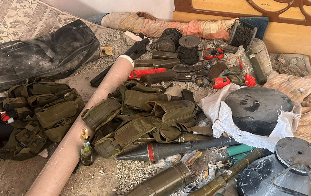 "תקשיבו להנחיות": מפקד פיקוד העורף הגיע לזירות הנפילות