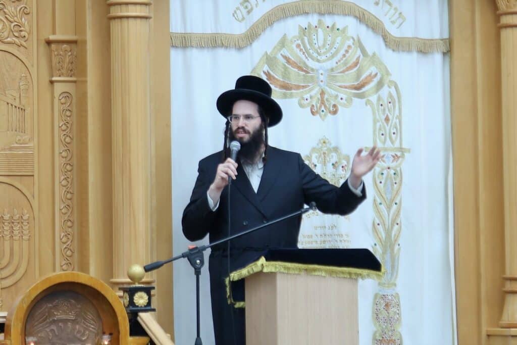 ילדי הקהילות החסידיות בחיפה בכינוס זעקה ילדי הקהילות החסידיות בחיפה בכינוס זעקה