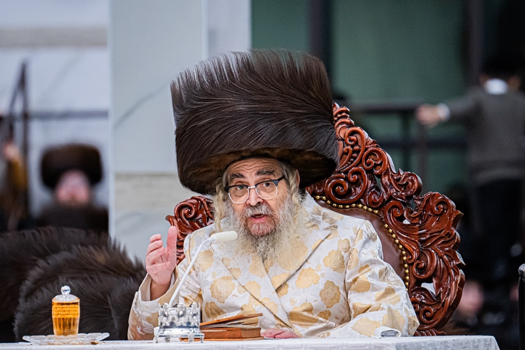 תמונות נבחרות מחג הסוכות בחצר הקודש סאטמר 